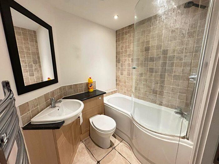 1 Bedroom Flat To Rent In Houchin Street, Bishops Waltham, Southampton, SO32