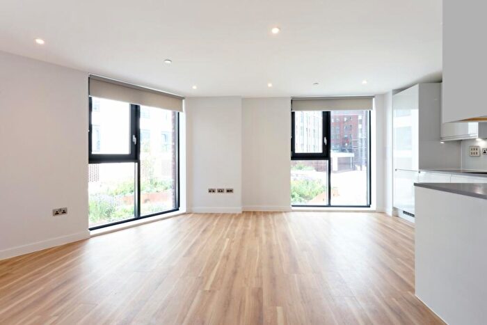 2 Bedroom Flat To Rent In Castle Street, Bristol, BS2