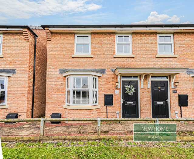 3 Bedroom Semi Detached House For Sale In Loxley Mews, Auckley, Doncaster, DN9