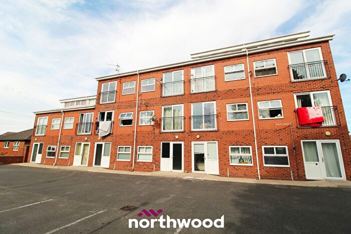1 Bedroom Flat To Rent In Springfield Court, Scawthorpe, Doncaster, DN5