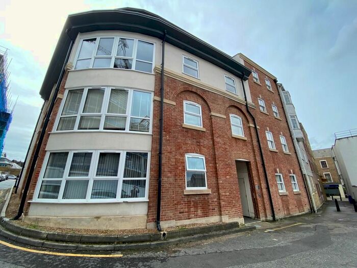 1 Bedroom Flat To Rent In Horns Yard, Gravesend, DA12