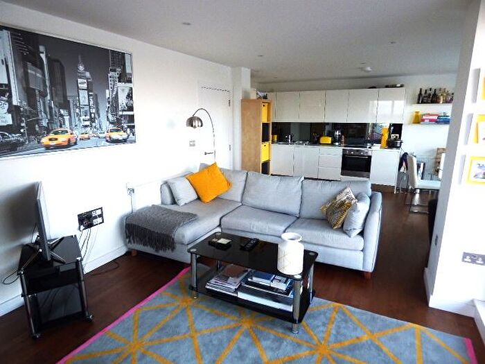 2 Bedroom Flat To Rent In Knights Tower, Wharf Street, London, SE8