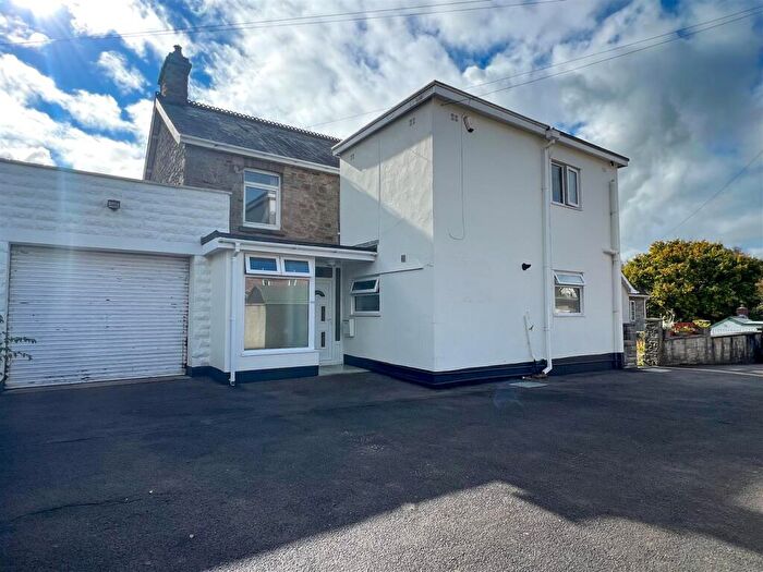 6 Bedroom Detached House For Sale In Penprysg Road, Pencoed, Bridgend County Borough, CF35