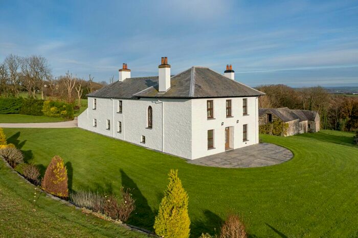 7 Bedroom Detached House For Sale In Pantygrwndy, Pembrokeshire, SA43