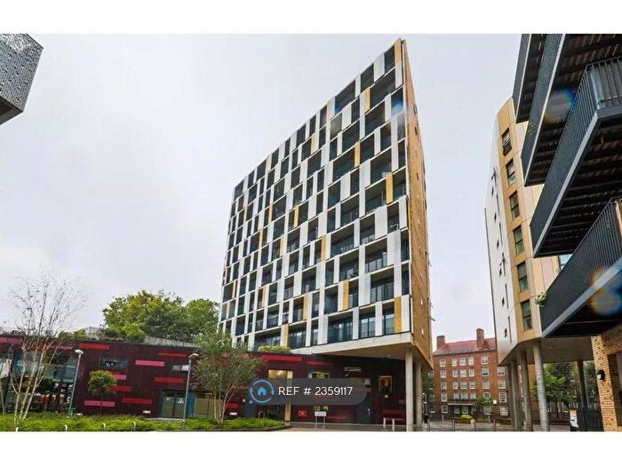 1 Bedroom Flat To Rent In Atkins Square, Hackney, E8