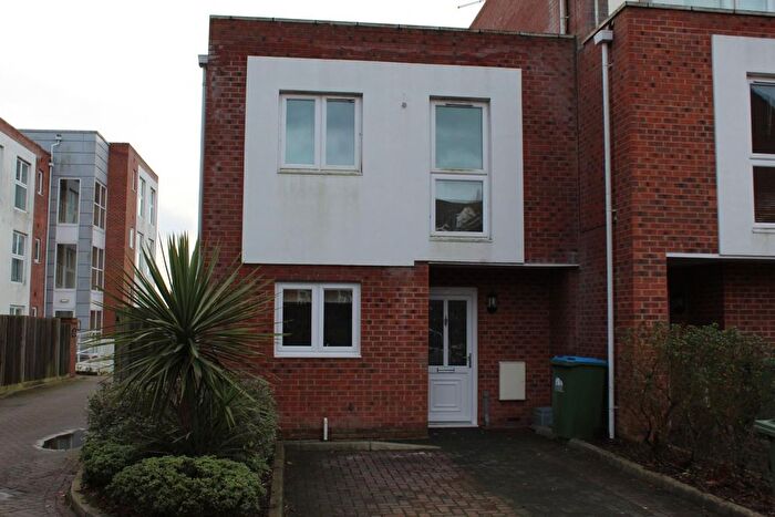 3 Bedroom Terraced House To Rent In Holt Court, Weston Lane, SO19