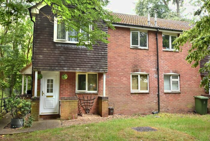 1 Bedroom Maisonette To Rent In Ravenscroft, Watford, WD25