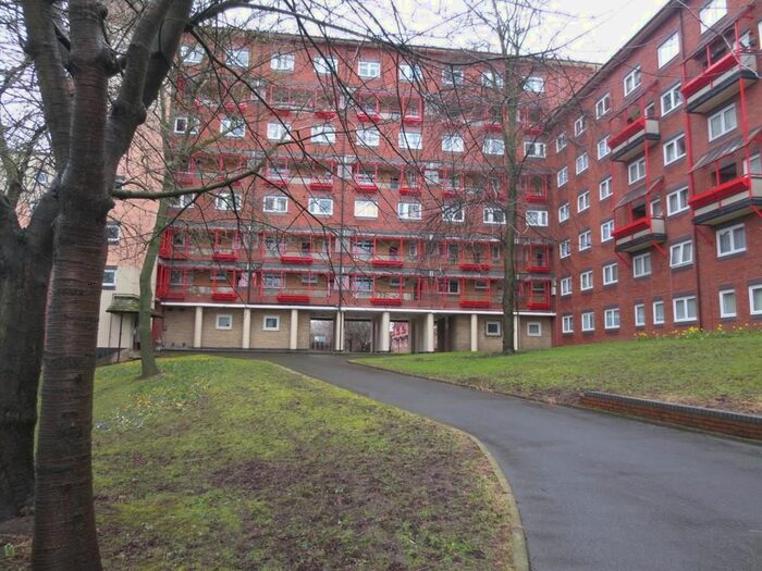 3 Bedroom Flat To Rent In Queens Court, Barrack Road, Newcastle Upon Tyne, Tyne And Wear, NE4