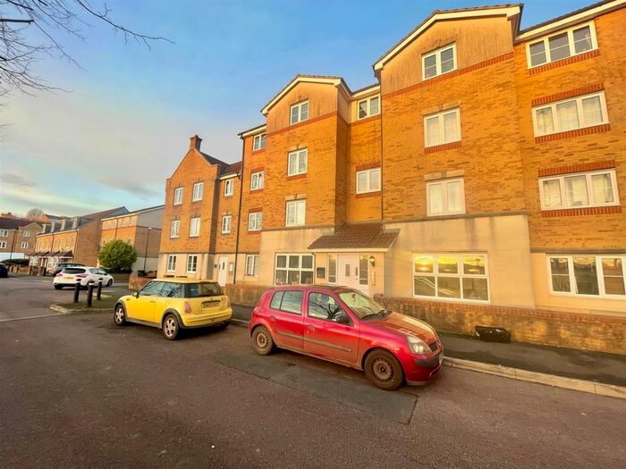 2 Bedroom Flat To Rent In Bristol South End, Bedminster, Bristol, BS3