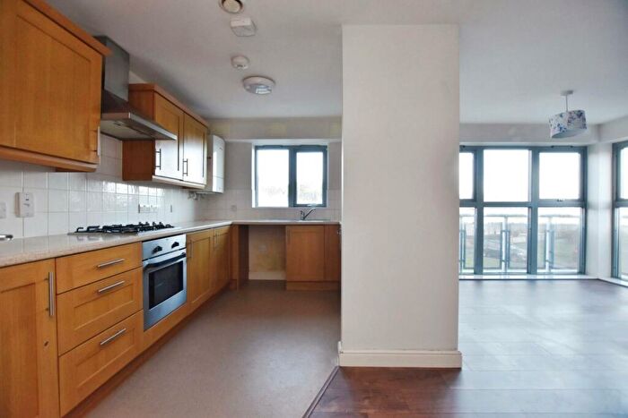 2 Bedroom Apartment For Sale In Wroughton Drive, Bristol, BS13