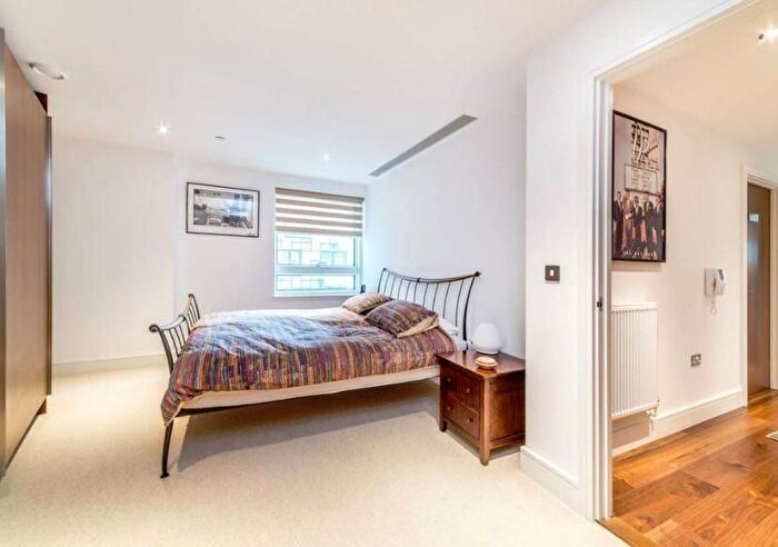 2 Bedroom Flat To Rent In Allsop Place, Marylebone, London, NW1