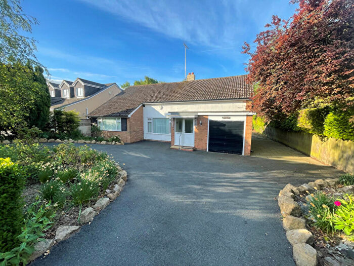 2 Bedroom Detached Bungalow For Sale In Wigton Lane, Alwoodley, Leeds, LS17