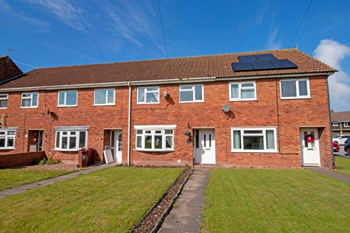 3 Bedroom Terraced House For Sale In Day Close, Keadby, DN17