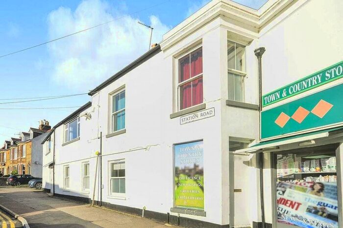 3 Bedroom Flat To Rent In Dover Road, Walmer, Deal, Kent, CT14