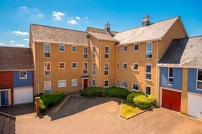 2 Bedroom Flat For Sale In Solario Road, Queens Hills, Norwich, NR8
