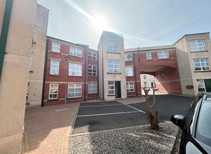 1 Bedroom Apartments For Sale In Irish Society Court, Coleraine, BT52