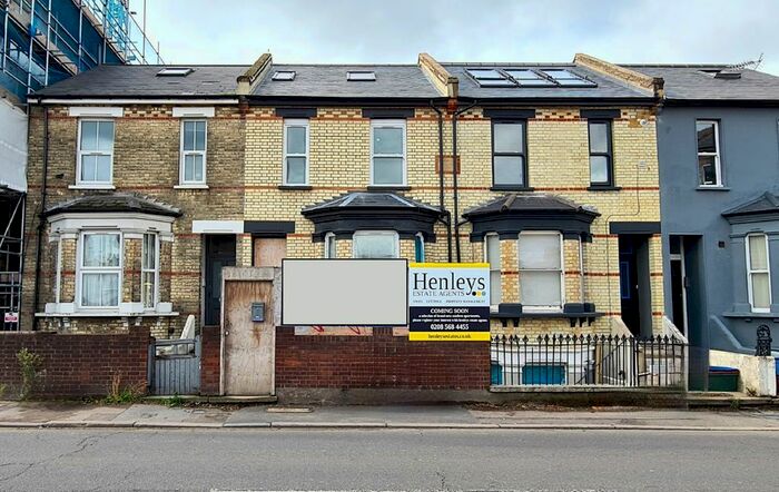2 Bedroom Flat To Rent In Windmill Road, Brentford, TW8