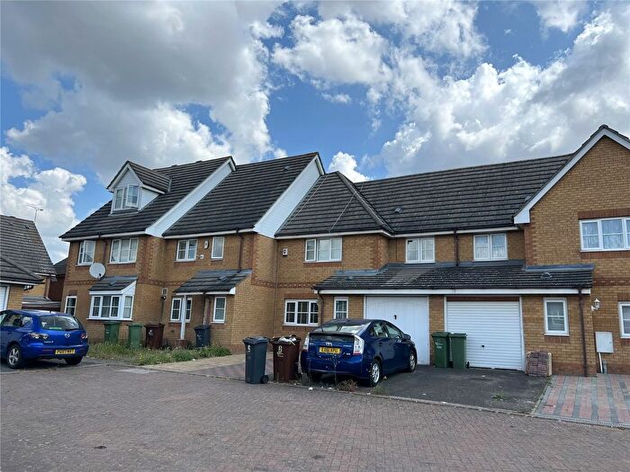 4 Bedroom Terraced House To Rent In Grebe Close, Barking, London, IG11