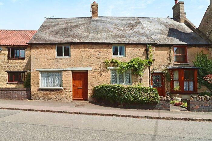 2 Bedroom Semi-Detached House For Sale In High Street, Brigstock, Kettering, NN14