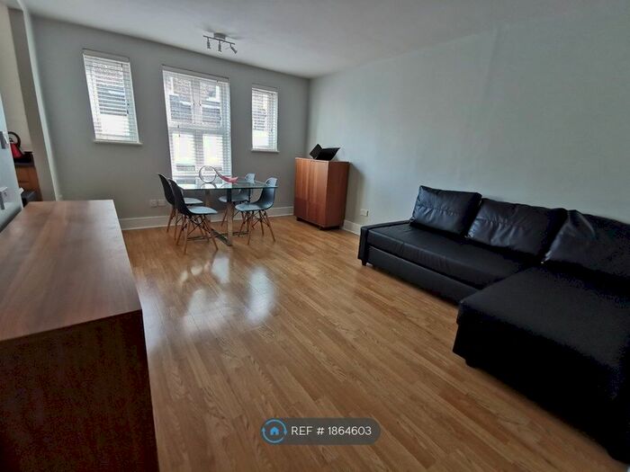 2 Bedroom Flat To Rent In Buckfast Street, London, E2