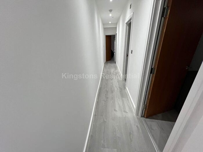 2 Bedroom Apartment To Rent In Colum Road, Cathays, CF10