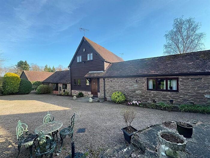 3 Bedroom Barn Conversion For Sale In Harpley, Clifton-On-Teme, Worcester, WR6