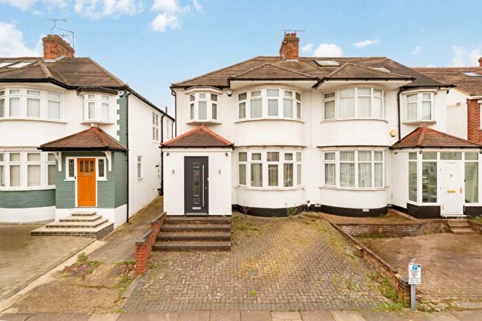 3 Bedroom Semi Detached House To Rent In Brook Avenue, Edgware, HA8