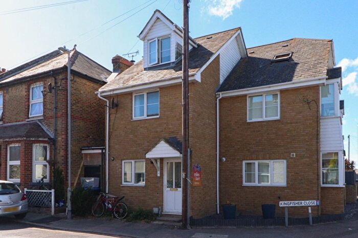 3 Bedroom Semi-Detached House For Sale In High Street, Garlinge, Margate, Kent, CT9