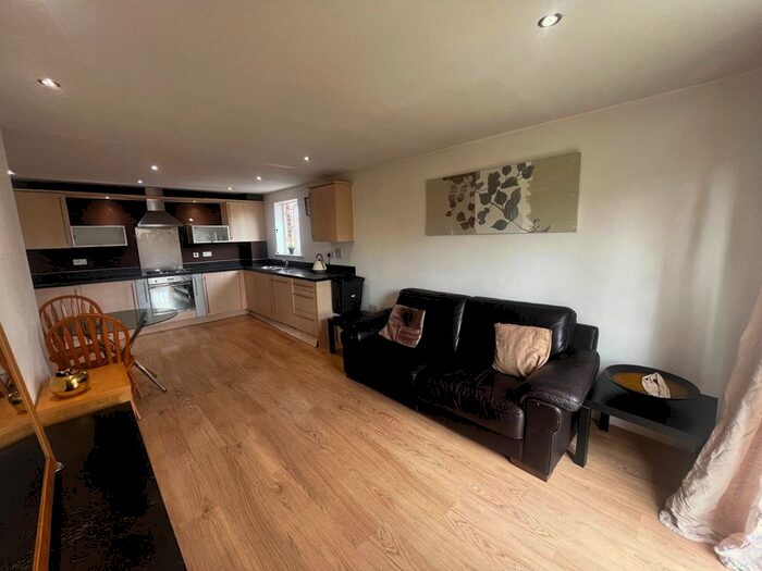 2 Bedroom Flat To Rent In Walker House, Elmira Way, Salford, M5