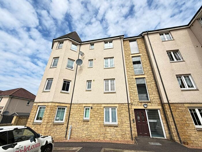 2 Bedroom Flat To Rent In Caledonia Court, Rosyth, Fife, KY11