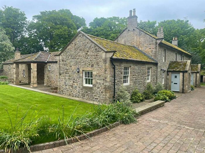 3 Bedroom Cottage To Rent In Winston, DL2