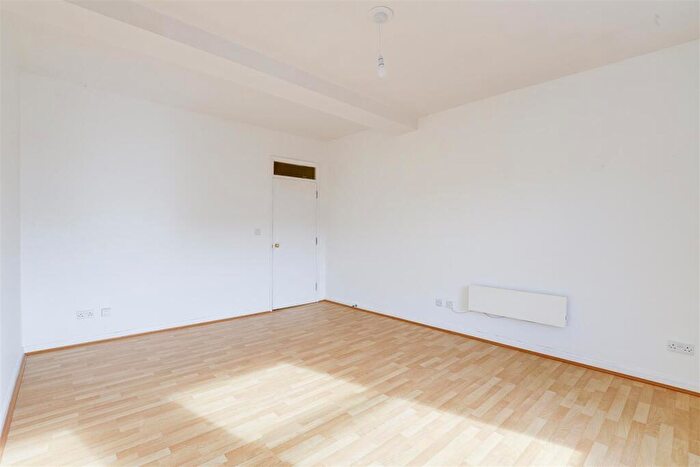 2 Bedroom Apartment To Rent In Regent Court, Derby Street, Nottinghamshire, NG1