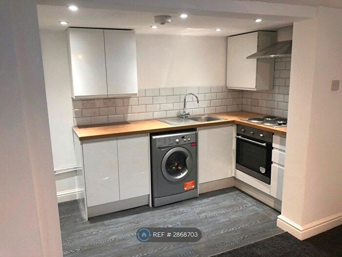 1 Bedroom Flat To Rent In Northern Grove, Manchester, M20