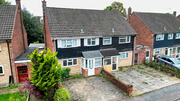 3 Bedroom Semi-Detached House To Rent In Leveret Close, Watford, Hertfordshire, WD25