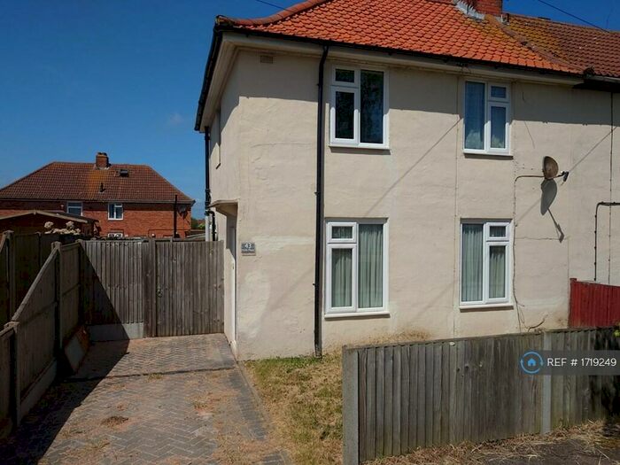 3 Bedroom End Of Terrace House To Rent In Hyde Place, Aylesham, Canterbury, CT3