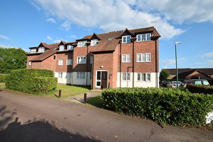 2 Bedroom Apartment To Rent In Falcon Close, Dartford, DA1
