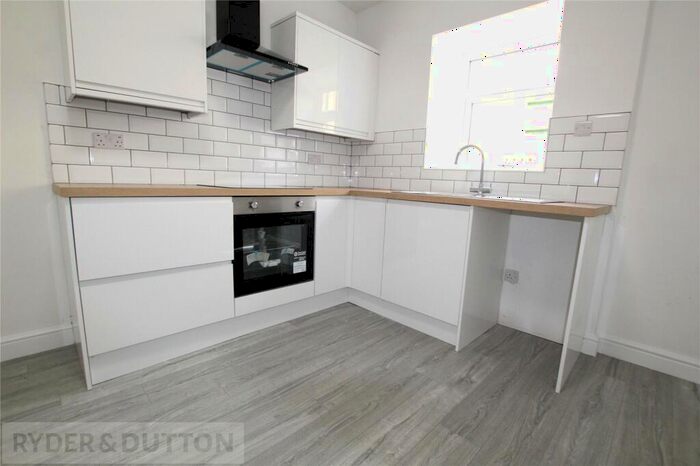 1 Bedroom Maisonette To Rent In Maple Street, Huddersfield, West Yorkshire, HD5