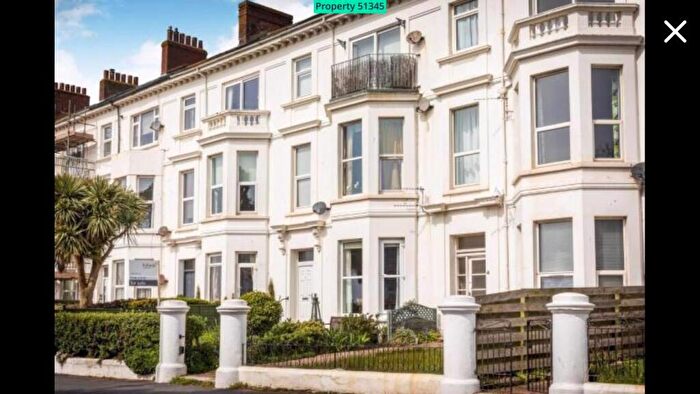 2 Bedroom Flat For Sale In Flat, Alexandra Terrace, Exmouth, EX8