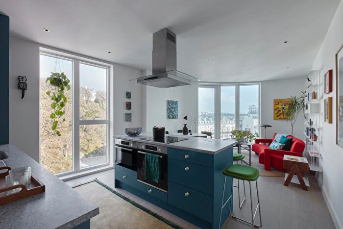 1 Bedroom Apartment For Sale In Shoreline Crescent, Folkestone, CT20