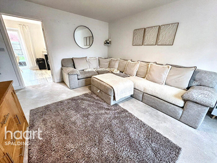 3 Bedroom Semi-Detached House For Sale In Jasmine Crescent, Holbeach, PE12