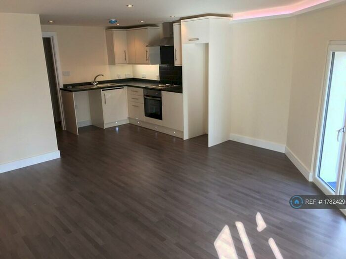 2 Bedroom Flat To Rent In National Building, Padiham, BB12