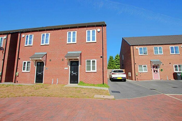 2 Bedroom Semi-Detached House To Rent In Waterworks Street, Immingham, DN40