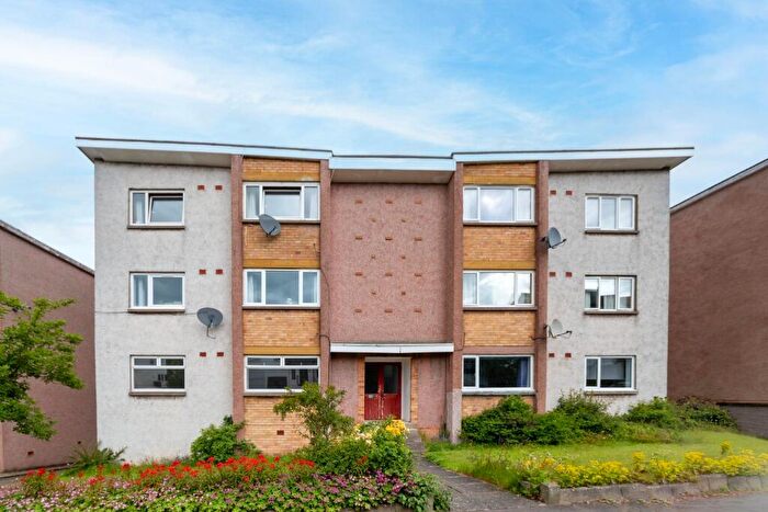 2 Bedroom Flat To Rent In Caiystane Gardens, Fairmilehead, Edinburgh, EH10