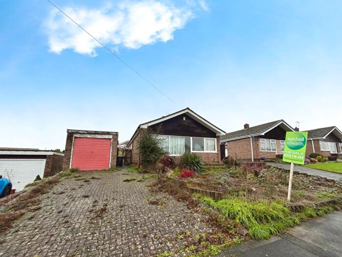 3 Bedroom Detached Bungalow For Sale In Foxglove Road, Newthorpe, Nottingham, NG16