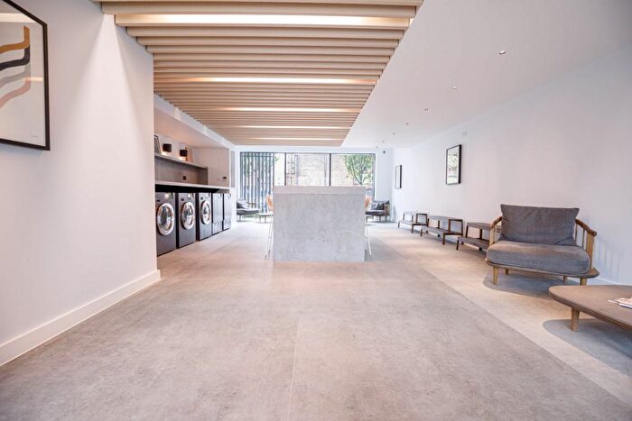 2 Bedroom Flat For Sale In Bedroom Apartment – Local Blackfriars, Salford, M3