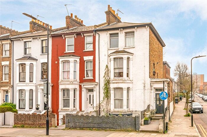 1 Bedroom Flat For Sale In Graham Road, Hackney, London, E8