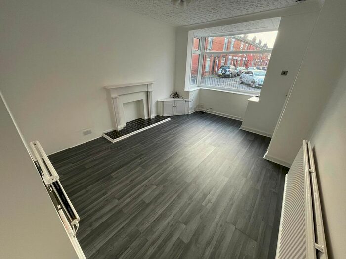 2 Bedroom End Of Terrace House To Rent In Lewis Street, Eccles M30