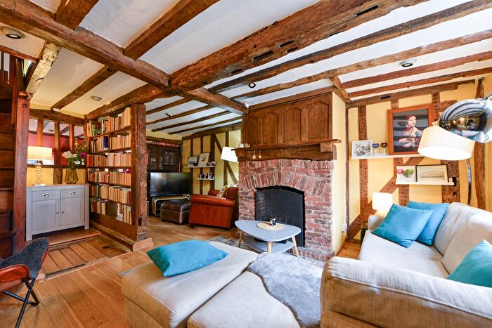 2 Bedroom Terraced House For Sale In High Street, Aylesford, ME20