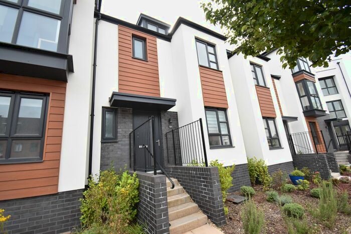 3 Bedroom Terraced House To Rent In Tithebarn Way, Exeter, EX1