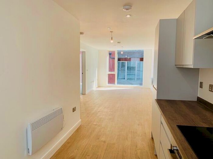 1 Bedroom Apartment To Rent In North Central, City Centre, M4